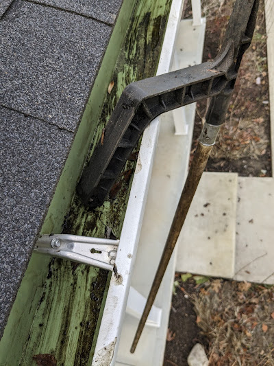 gutter cleaning erie pa